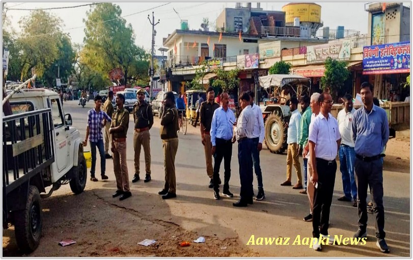 आचार संहिता लगते ही सख्त हुआ प्रशासन का तेवर बैनर पोस्टर हटाने में जुटा महकमा